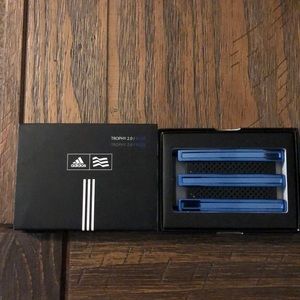 Adidas belt face buckle